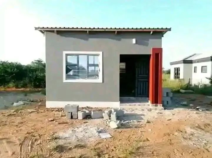 Compact finished building frontage